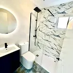 Viewpoint Apartment *